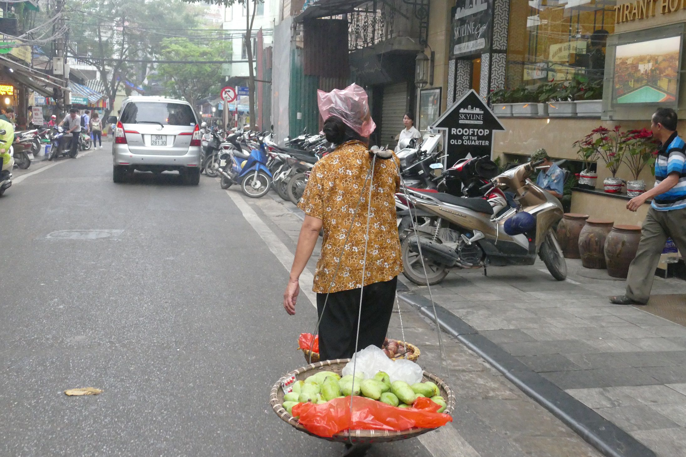 HA P1150924HANOI