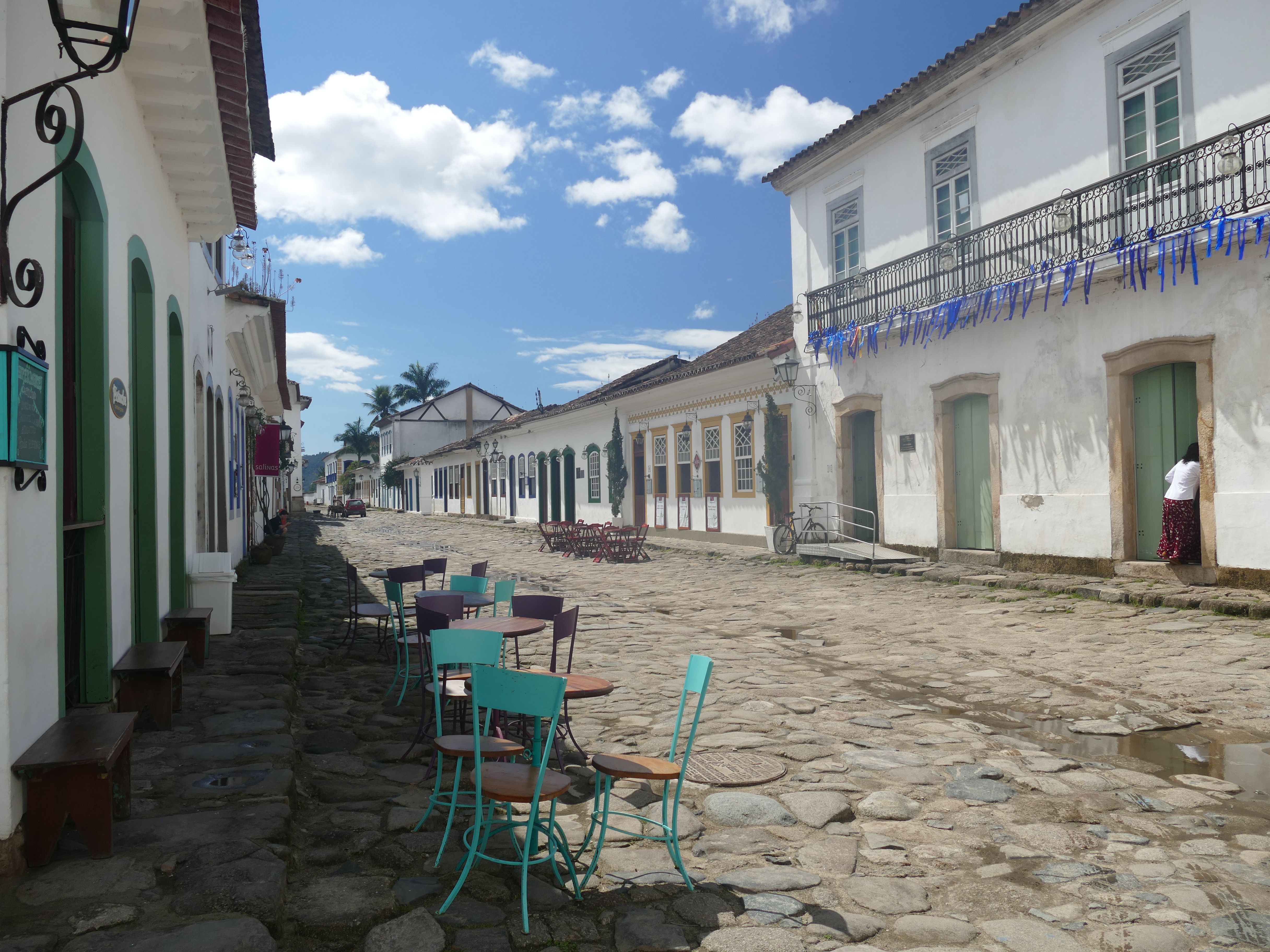 p1280816-parati_comp