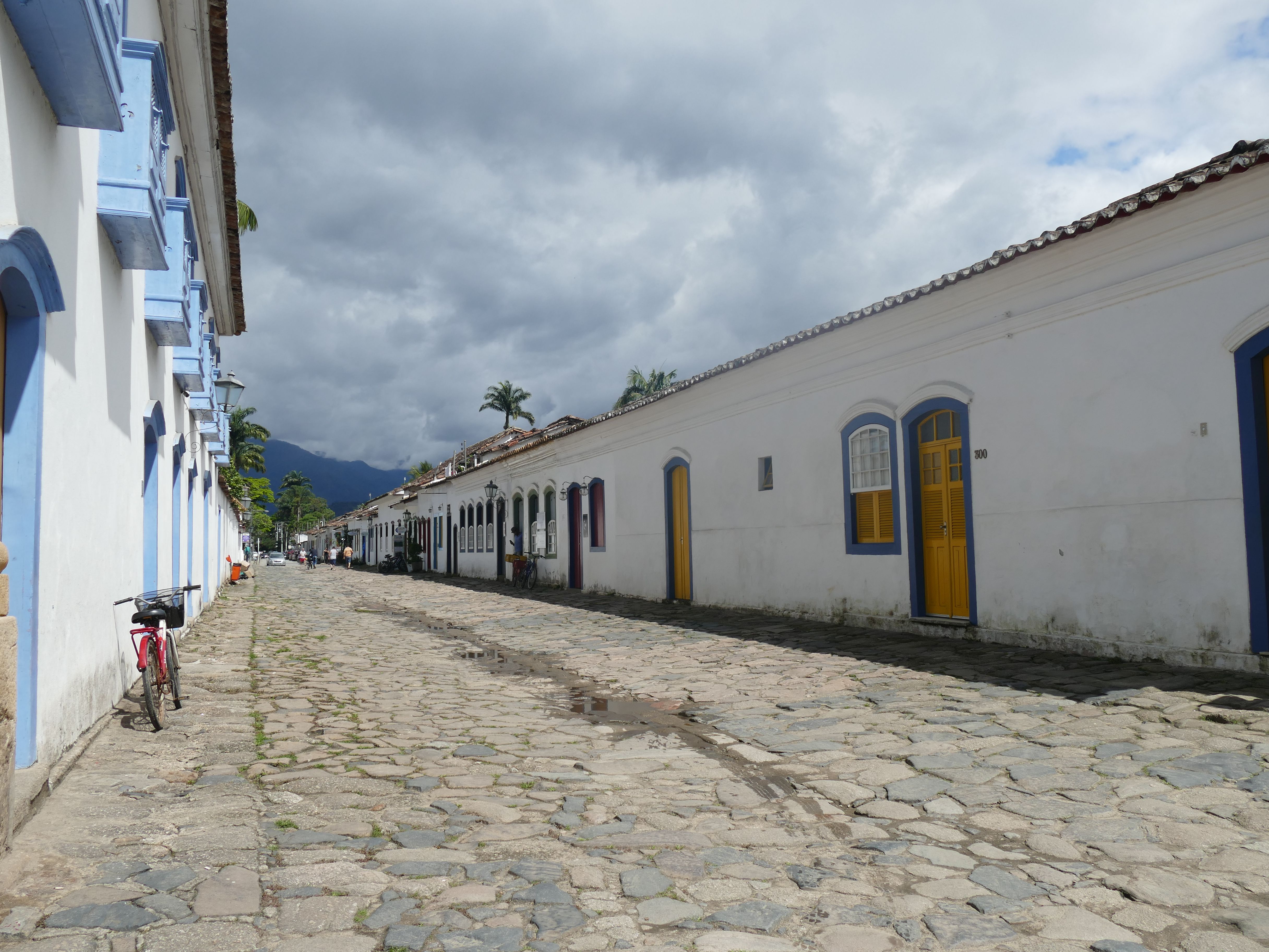 p1280823-parati_comp