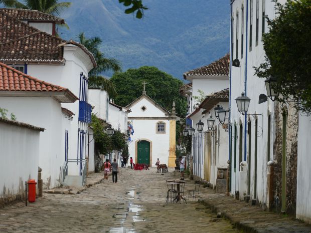 p1280865-parati_comp