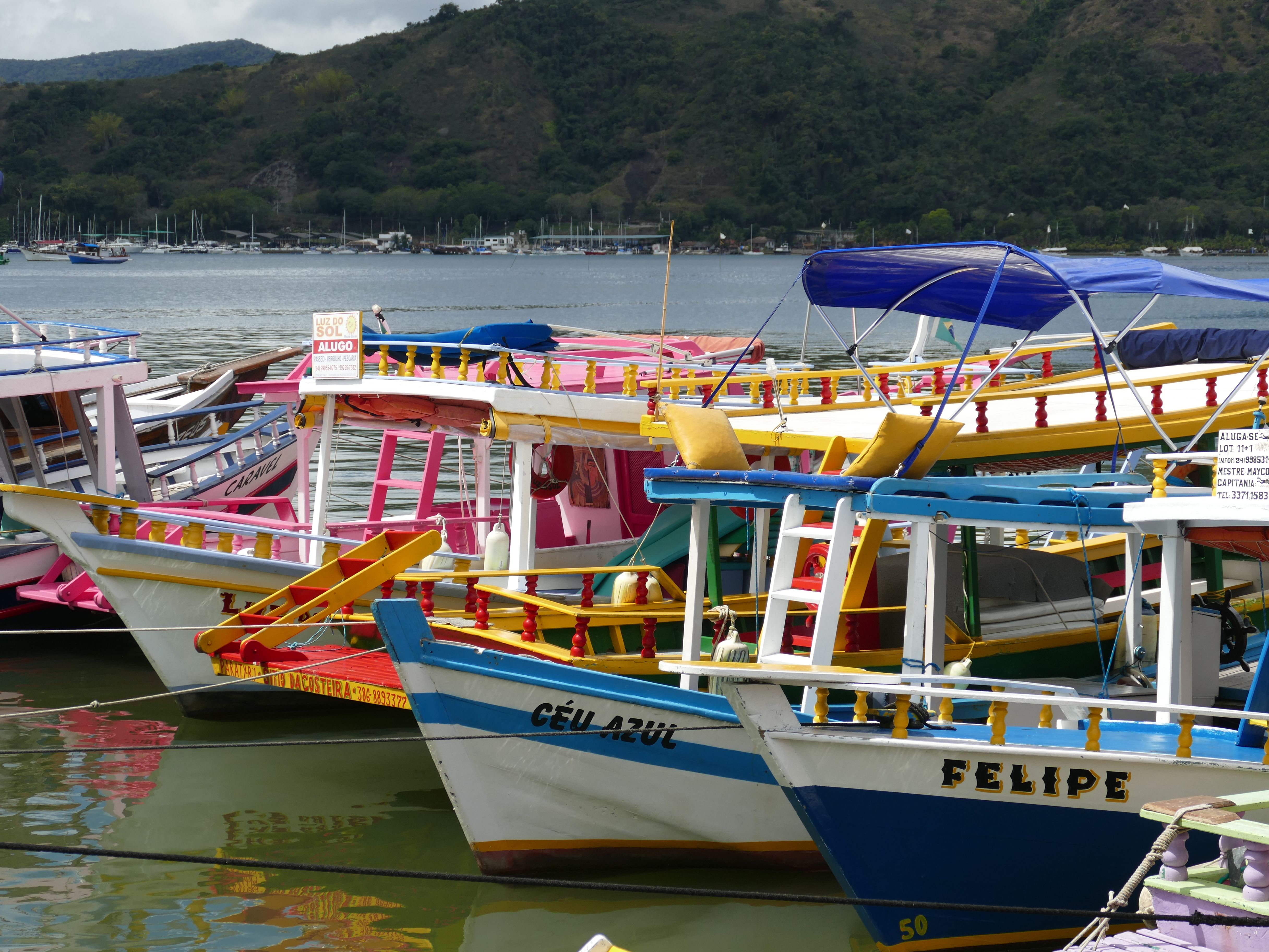 p1280875-parati_comp